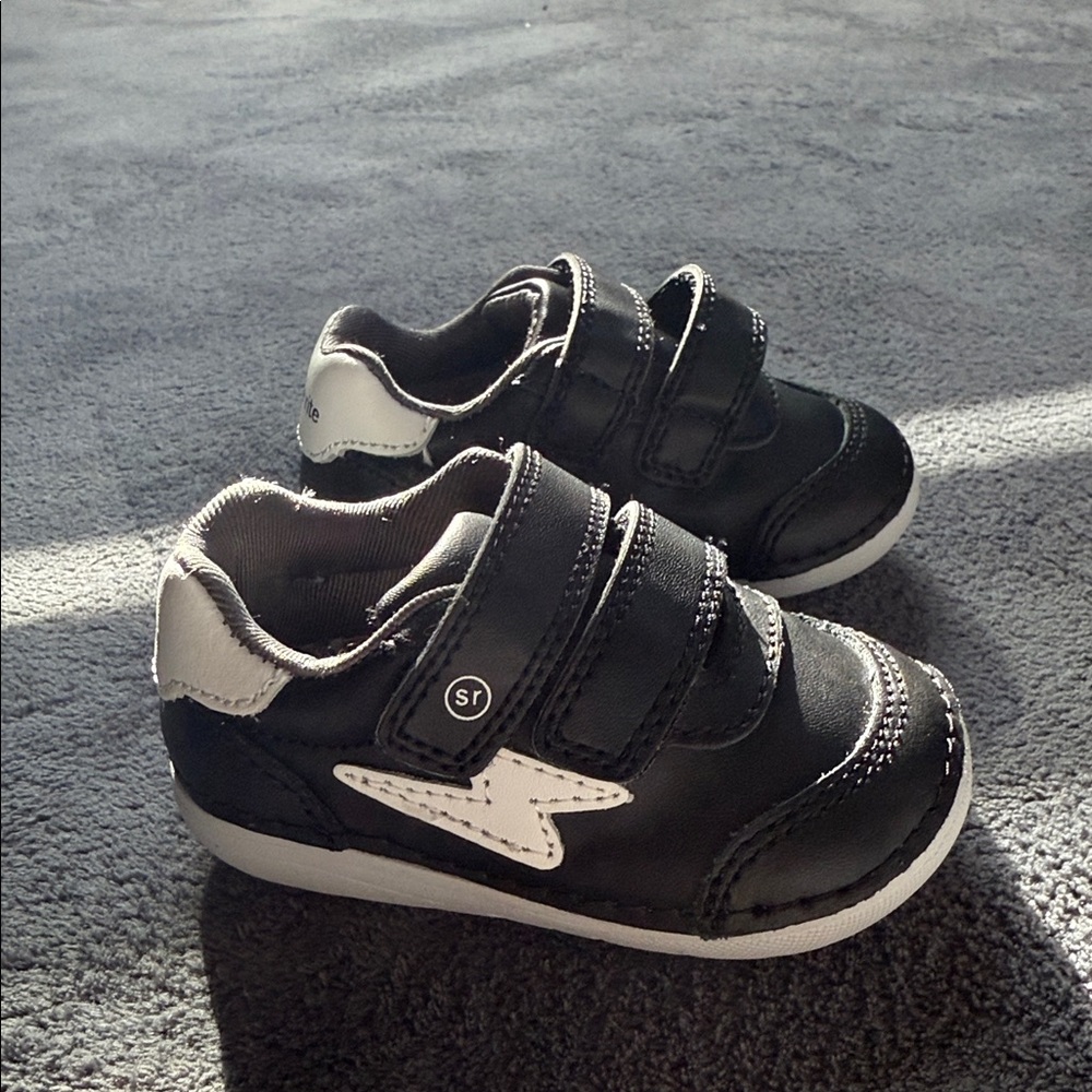 Stride Rite Kennedy Sneaker